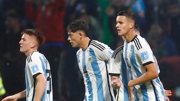 Soccer Football - FIFA U20 World Cup Argentina 2023 - Group A - Argentina v Uzbekistan - Estadio Unico Madre de Ciudades, Santiago del Estero, Argentina - May 20, 2023 Argentina's Valentin Carboni celebrates scoring their second goal with teammates REUTERS/Agustin Marcarian