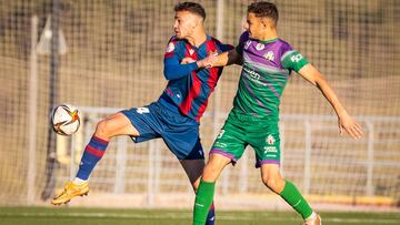 Imagen del partido del Atlético Levante y el Mancha Real.