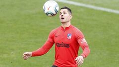 Saúl se entrena con el Atlético y Hermoso prueba como lateral