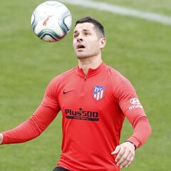 Vitolo da las pautas para que el Atlético haga "un buen año"