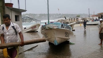 Huracán “Bonnie” en México: Semar cierra puertos en el Pacífico