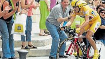 <b>EXCELENTE RENDIMIENTO. </b>Valverde volvió a demostrar lo mucho que ha mejorado en la lucha contra el crono. Ayer sólo cedió 13 segundos ante Millar, vencedor de la etapa.
