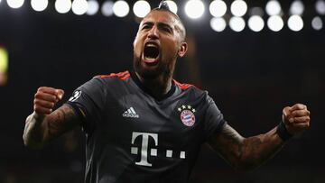Vidal se entusiasma con posible llegada de Sampaoli al Barcelona
