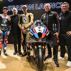 A BMW le niegan el chasis y Razgatlioglu se acuerda de Ducati