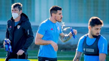 Yuri Berchiche y Nolaskoain en la jornada de este viernes 31.