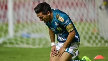 Fernando Navarro of Leon during the game Leon FC (MEX) vs Toronto FC (CAN), corresponding to Round of 16 First leg match of the 2021 Scotiabank Concacaf Champions League, at Nou Camp Stadium, on April 07, 2021. <br><br> Fernando Navarro de Leon durante el partido Leon FC (MEX) vs Toronto FC (CAN), correspondiente al partido de ida de octavos de final de la Liga de Campeones Scotiabank Concacaf 2021, en el Estadio Nou Camp, el 07 de Abril de 2021.