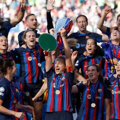 De creyentes a creídas