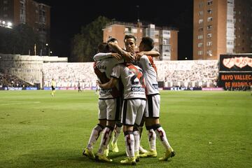 1-1. José Pozo celebró el gol del empate.