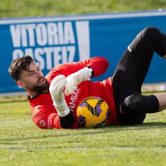 Antonio Sivera va recobrando la normalidad con el grupo