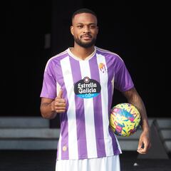 Canadian striker Cyle Larin is the striker Ronaldo was looking for
