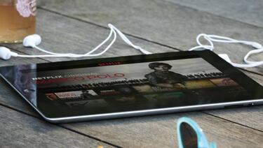 Por qué Netflix planea modificar sus contenidos en los smartphones