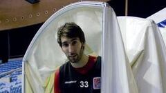 La puntería de Corbacho desafía al líder invicto