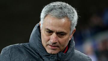 Mourinho thinks Manchester United are unfairly treated