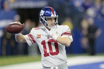 Eli Manning está muy cerca del ocaso de su carrera y los Giants aún no tienen a su sucesor. Además, la presencia de Tom Coughlin en Jacksonville ha hecho que el pasador sea ligado con la franquicia de Florida.