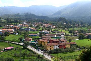 Las mejores imágenes de la etapa con final en Les Praeres