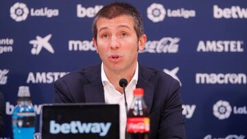 Albert Celades, entrenador del Valencia.