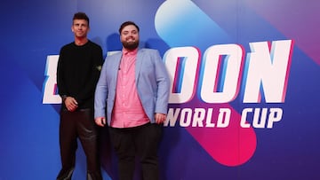 First Balloon World Cup - Tarragona, Spain - October 14, 2021 FC Barcelona&#039;s Gerard Pique and Ibai Llanos arrive at the Balloon World Cup REUTERS/Albert Gea