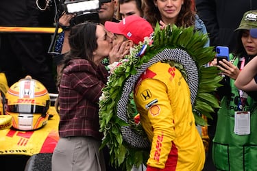 Álex Palou hace historia tras conquistar una de las carreras más importantes del automovilismo, las 500 Millas de Indianápolis.