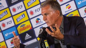 Queiroz en rueda de prensa