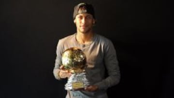 Neymar recibió el Samba Gold al mejor brasileño en Europa