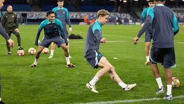 20/02/24  PREVIA CHAMPIONS LEAGUE 
OCTAVOS IDA ESTADIO DIEGO ARMANDO MARADONA 
NAPOLES - BARCELONA ENTRENAMIENTO 
FRENKIE DE JONG