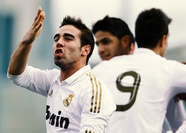 Un ‘Erasmus’ muy bien aprovechado. El de Leganés es un icono de La Fábrica. Él fue, con 12 años, el canterano elegido por el club para poner la primera piedra de Valdebebas junto a Alfredo Di Stéfano. Toda una bendición. Fue otro de los héroes del ascenso del Castilla en 2012. Después de una década en la que se forjó en las dos ciudades deportivas, en 2012 tomó el camino de la Bundesliga. Un año en el Bayer Leverkusen que le valió el billete de vuelta. El inicio de una leyenda. 375 partidos camino de los 400 y de entrar en el top-25 (necesita llegar a los 401 de Juanito) de futbolistas con más partidos en el Madrid. Es el segundo capitán de la plantilla, tras Nacho.