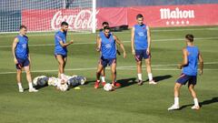 05/08/21
 ENTRENAMIENTO ATLETICO DE MADRID
 TRIPPIER
 CARRASCO
 KOKE
 