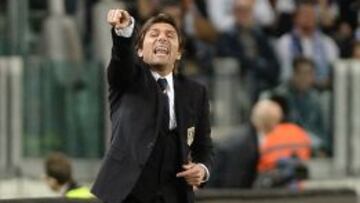 La Fiscalía italiana imputa a Conte por amaños de partidos