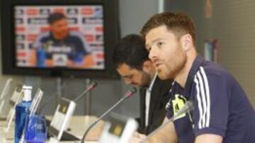 Xabi Alonso, en una rueda de prensa.