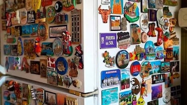 Este es el motivo por el que no deberías pegar los imanes de tus vacaciones en la nevera