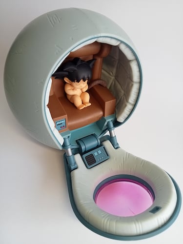 Goku bebé en cápsula Saiyan por Banpresto