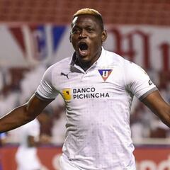 Junior, cerca de Martínez Borja y pendiente de Bacca