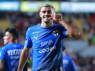 Germán Berterame festeja su gol con los Rayados de Monterrey.