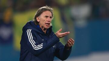 Futbol, Chile vs Brasil.
Primera rueda, clasificatorias al Mundial 2026.
El entrenador de la seleccion chilena Ricardo Gareca es fotografiado durante el partido de la primera rueda de las eliminatorias al mundial de 2026 Brasil disputado en el estadio Nacional de Santiago, Chile.
10/10/2024
Felipe Zanca/Photosport
Football, Chile vs Brazil.
World Cup 2026 qualifiers.
Chile's head coach Ricardo Gareca is pictured during a 2026 World Cup qualifier match against Brazil at the National stadium in Santiago, Chile.
10/10/2024
Felipe Zanca/Photosport