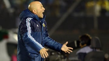 Sampaoli no pudo corregir en su debut la 'Messidependencia'