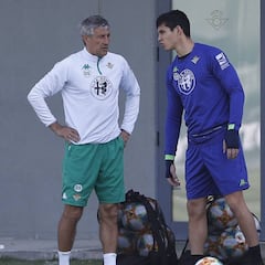 Mandi, el "mejor ejemplo" de Setién: 100 partidos en el Betis