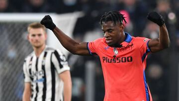 Duván Zapata festeja su gol ante Juventus