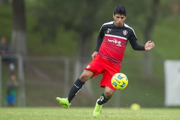 Aunque tiene la competencia de Fidel Martínez, Luis Robles ha recibido la confianza del estratega y se espera como titular este próximo torneo. 