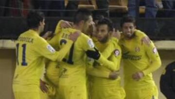<b>OPTIMISMO. </b>Los futbolistas del Villarreal confían en sumar una victoria en Mestalla que certifique su gran momento de forma.
