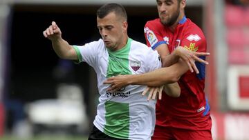 El Extremadura sigue encajando goles en los momentos claves