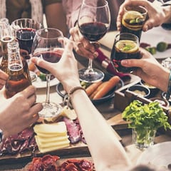 Reuniones familiares y de amigos: de cuántas personas pueden ser, dónde y con qué medidas