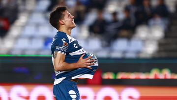 Arturo Alfonso Gonzalez celebrates his goal 6-2 of Pachuca during the 15th round match between Pachuca and Necaxa as part of the Liga BBVA MX, Torneo Apertura 2024 at Hidalgo Stadium on November 02, 2024 in Pachuca, Hidalgo, Mexico.