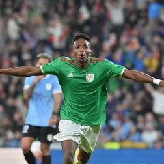 Djaló conquista San Mamés y Bielsa la lía