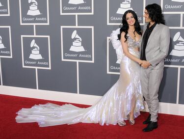 Se conocieron en 2009 en los MTV Video Music Awards, donde Katy Perry le lanzó una botella. Su noviazgo comenzó poco después. Se comprometieron en 2010 y se casaron en octubre de ese mismo año en una ceremonia tradicional hindú cerca de la Reserva de Tigres Ranthambore en la India. El matrimonio fue muy corto, durando solo 14 meses.