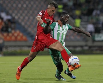 Atlético Nacional no pasó del empate sin goles ante Patriotas en el Atanasio Girardot en el marco de la tercera fecha de la Liga Águila II-2018. El equipo de Jorge Almirón sigue en deuda ante su gente, ya que no gana en condición de local desde mayo.