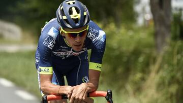 Yoann Offredo rueda en la fuga en la décima etapa del Tour de Francia entre Perigueux y Bergerac.