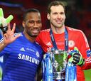 Drogba se topa con Petr Cech: "Es el mejor arquero del mundo"