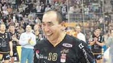 <b>EL MEJOR DEL TORNEO.</b> Talant Dujshebaev fue elegido como el mejor jugador de la Copa Asobal.