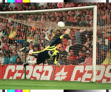 Iker Casillas makes his Real Madrid debut against Athletic Bilbao in September,1999.