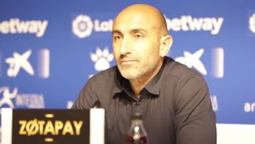 Abelardo habló ante la prensa sobre la extorsión que sufrió